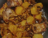 Foto del paso 4 de la receta: Guiso de setas con costilla