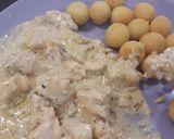 Foto del paso 4 de la receta: Pollo con crema al verdeo y papas nosette