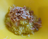 Foto del passaggio 2 della ricetta Polpette di tonno e patate