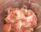A picture of step 2 of Matar mushroom masala.