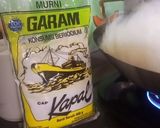 Foto langkah ke 2 dari resep Risol Kampung Lembut.