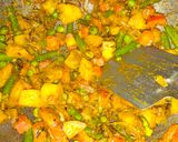 ड्राई मिक्स वेजिटेबल खिचड़ी (Dry mix vegetable khichdi recipe in hindi) रेसिपी चरण 2 फोटो