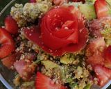Une image de l'étape 3 de 🥑Salade Quinoa Fraise Avocat Tomate.