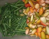 Foto langkah ke 1 dari resep Tumis Kulit Melinjo Kacang Panjang.