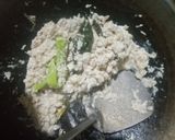 Foto langkah ke 3 dari resep Isian sosis solo/lemper.