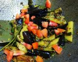 बैंगन टमाटर सब्जी (Baingan Tamatar Sabzi recipe in Hindi) रेसिपी चरण 2 फोटो