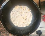 A picture of step 5 of Paneer paratha.