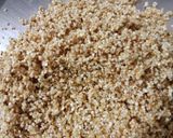 A picture of step 2 of Veggie daliya upma.