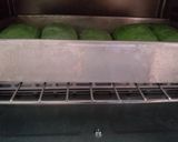 Foto langkah ke 6 dari resep Roti sobek Pandan Cokelat.