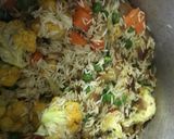 A picture of step 4 of Vegetable pulao.