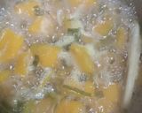 Gambar langkah 2 resipi Labu kuning masak lemak.