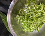 Hình bước làm 1 của món Khổ qua xào trứng