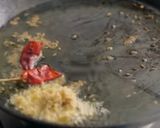 A picture of step 2 of Butter garlic tadka matar dal.