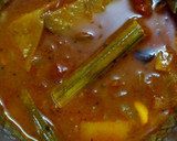 கத்தரிக்காய், முருங்கைக்காய், உருளைக்கிழங்கு புளிக்குழம்பு ரெசிபி ஸ்டேப் 2 புகைப்படம்