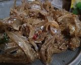 Foto langkah ke 1 dari resep Balado ikan asin.