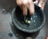 Foto del paso 2 de la receta: Salsa verde ranchera bien brava con pulque o tequila