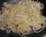 Foto del paso 2 de la receta: Cebolla confitada al vino blanco
