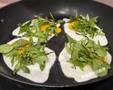 A picture of step 3 of Basil Fried Eggs.