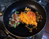 Foto del paso 2 de la receta: Tallarines al tuco