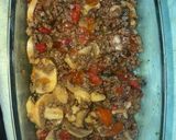 Foto del paso 3 de la receta: Pastel de papa con carne y espinaca 🥔🥩🌱🍄