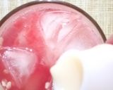 Foto langkah ke 3 dari resep Watermelon Yakult Soda.