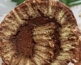Foto langkah ke 10 dari resep Nutella hurricane swissroll.