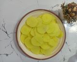 A picture of step 1 of Aloo Pakora Platter.