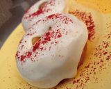A picture of step 4 of Milk glazed donut.