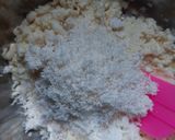 Foto langkah ke 3 dari resep Ubi parut gula.