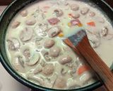 Foto langkah ke 5 dari resep Sup Krim Jagung Jamur.