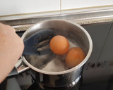 Foto del paso 2 de la receta: Lasaña de Calabacin con Carne Picada de Pollo al ajo y perejil