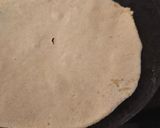 A picture of step 6 of Aloo paratha.