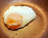 Foto del paso 4 de la receta: Huevo a caballo