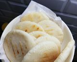 Foto del paso 5 de la receta: Arepas de bondiola desmechada con cebolla caramelizada 🎉