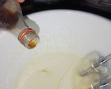 Foto del paso 4 de la receta: Bizcochuelo marmolado sin leche
