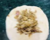 A picture of step 5 of Stuff buns.
