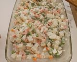 Foto del paso 6 de la receta: Ensaladilla con Calamar, infusión Marina y Piquillos al Ajillo