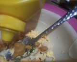 A picture of step 4 of Hard boiled egg chicks.