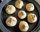 A picture of step 4 of Choco Bun.