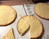 Cseresznyekrémes focilabda torta recept fázis 1 fotója