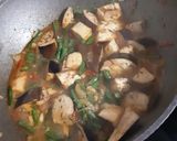 Foto langkah ke 3 dari resep Tumis kacang panjang dan terong.