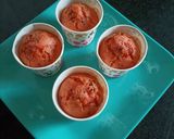A picture of step 5 of Watermelon cupcake.