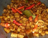 Foto langkah ke 3 dari resep Tempe Orek Basah.