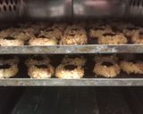 Foto langkah ke 4 dari resep Choconut Thumbprint Cookies.