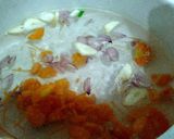 Foto langkah ke 4 dari resep Sup Jamur Tiram Putih.