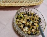 Foto del paso 4 de la receta: Botana de queso panela con aceitunas y tomates deshidratados