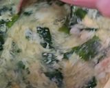 Gambar langkah 5 resipi Sup Pecah Telur dengan Wakame.
