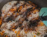 Foto langkah ke 7 dari resep Soun Goreng Simple Enak Lengkap Bergizi ✨.