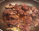 A picture of step 6 of Chicken Liver Adobo.