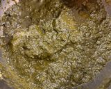 A picture of step 1 of Sarsoon ka saag.